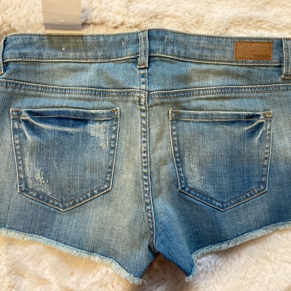 Garage Flirty Short  NWT - Picture 4 of 4